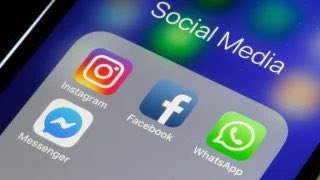 imichaelvicente's tweet photo. Facebook, Instagram, and WhatsApp are down. Hello Twitter 👋

#facebookdown #instagramdown #whatsappdown #twitter https://t.co/Xn4wu7GYZp