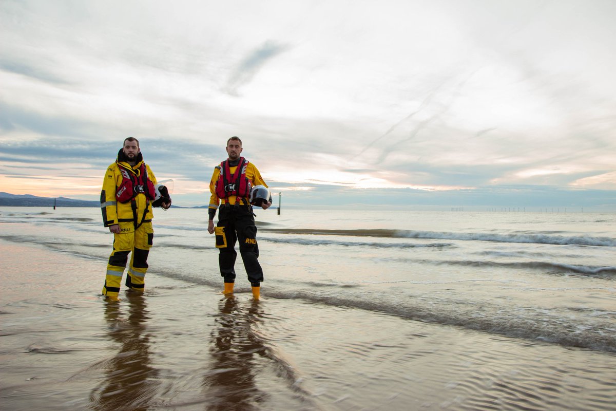 Rhyl RNLI tweet media