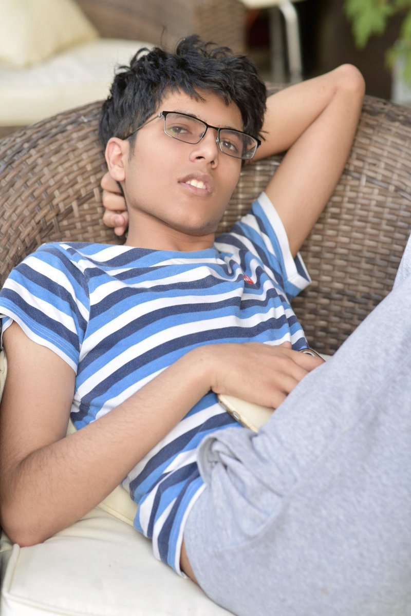 SiddMunjal's tweet photo. Had a relaxing weekend 
#relaxed #actor #covid #happymonday #instagramdown https://t.co/Pd0QbHd3Q0