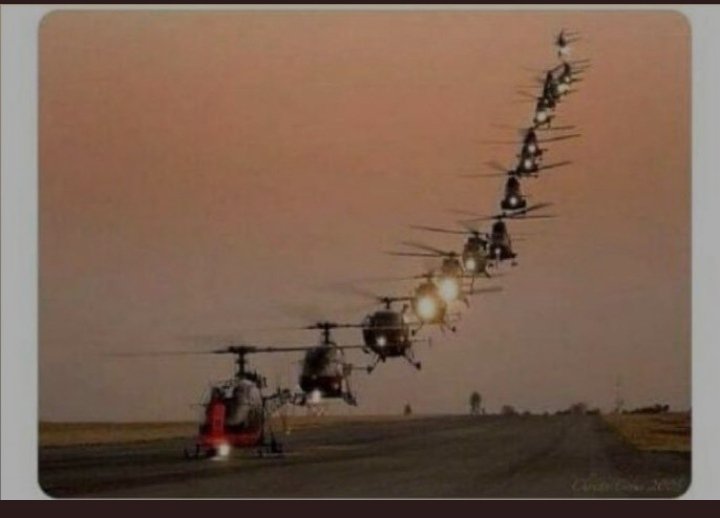 SehalSundi's tweet photo. People from Fb and WhatsApp coming to twitter just to see is it really down.... 😅😅😅 #serverdown #whatsapp #facebookdown https://t.co/8NhyChZLuJ