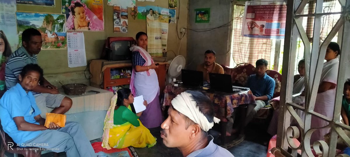 VleTikendra's tweet photo. e-Shram registration camp
#DhmajiAssam
@PAPUBARUAH12 
@GChutia 
@CSCegov_ 
@dintya15 
@CSCAssam1 https://t.co/bjnVDfn31O