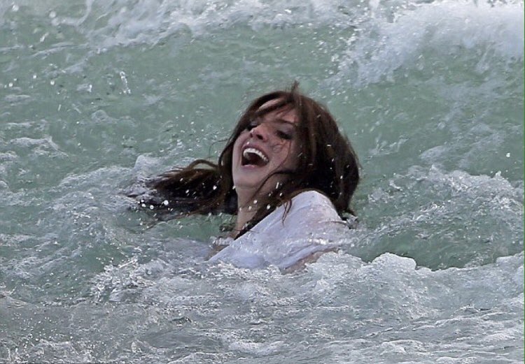 bruunoox_'s tweet image. Twitter, Telegram y TikTok viendo como cae Instagram, Facebook y WhatsApp