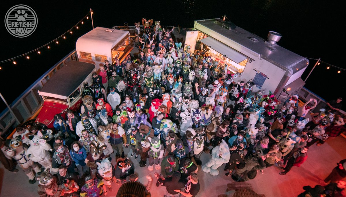 Look at all of these critters on this boat! 
This was a fantastic night, and I'm looking forward to the next event!
<a href="/FetchNW/">FetchNW</a> #FetchNW