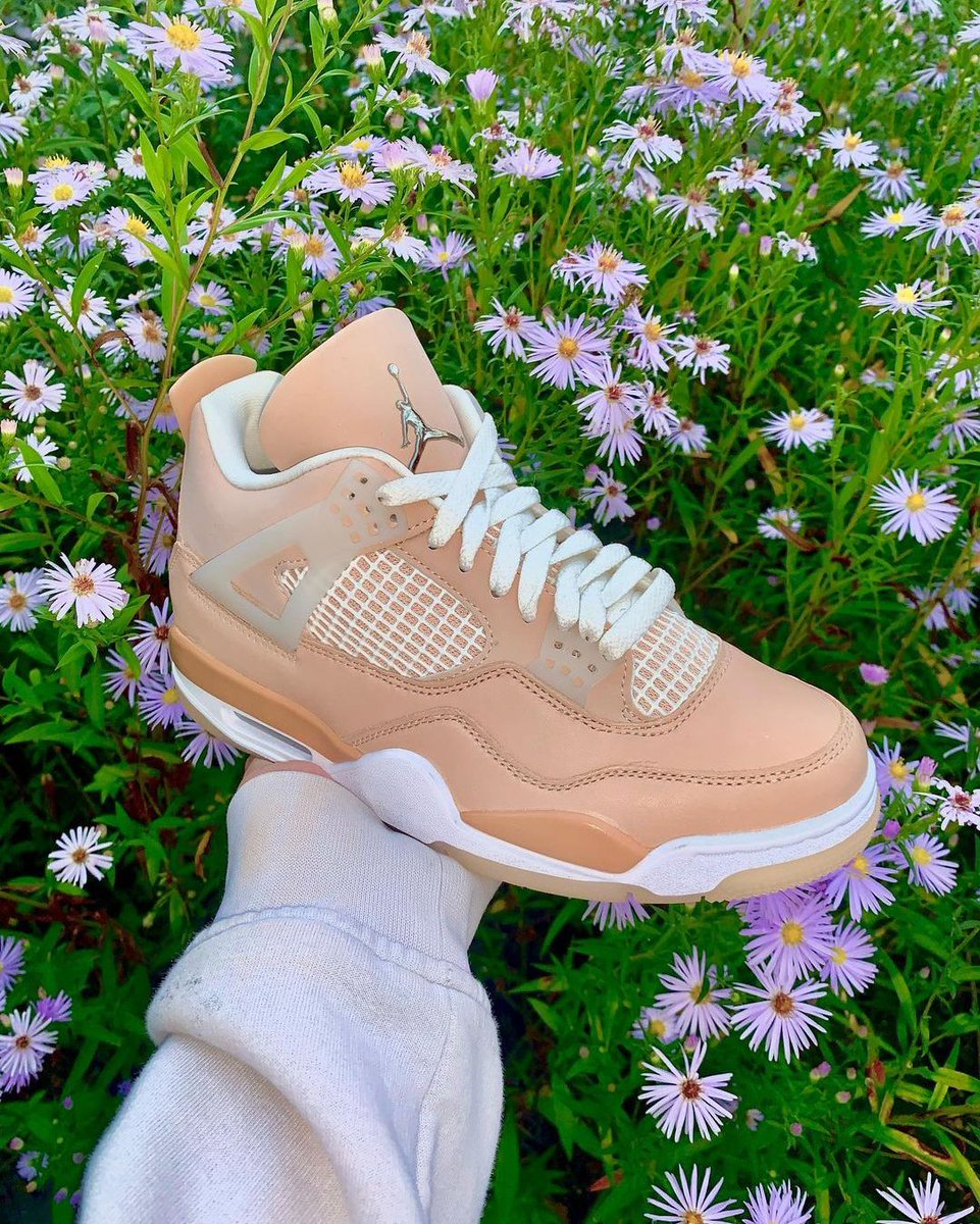 We are loving these BRAND NEW Jordan 4 shimmers stocked at <a href="/Dgsl_ltd/">Dgsl.uk</a> 🌸 

Make sure to grab a pair while stocks last!