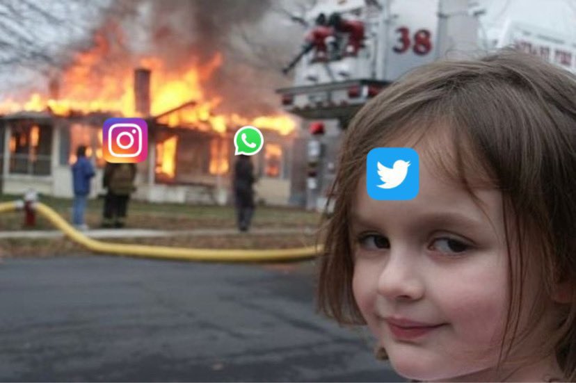 Whatsapp Facebook and Instagram #serverdown

Meanwhile Twitter 😂