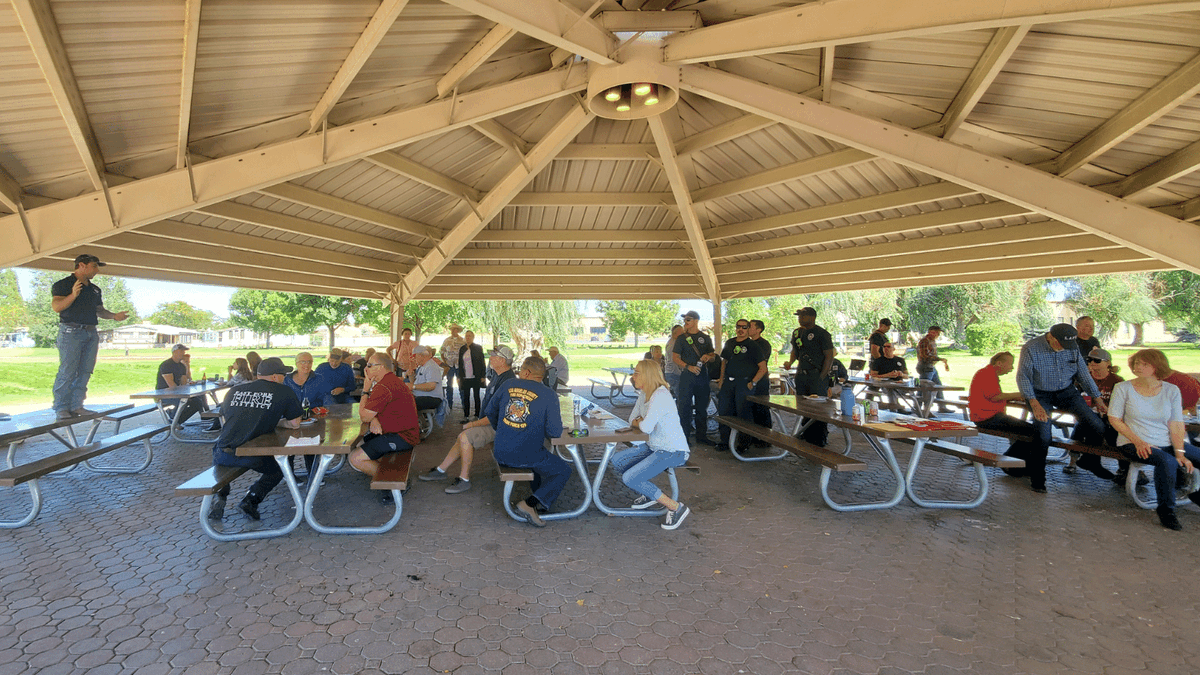 EFPFirefighters's tweet photo. Thank you to our firefighter family that joined us for our annual union BBQ in the park! We are already looking forward to next year. #EFPF #PFFN #IAFF https://t.co/ZPQvnor6bX