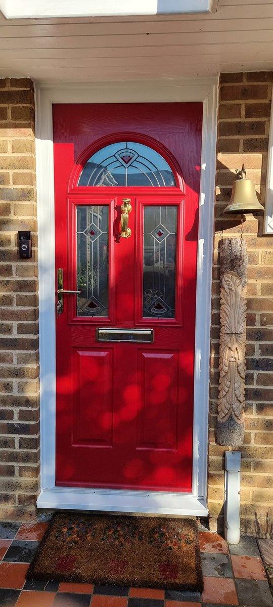 Don't often see gold furniture on our composite doors. But this <a href="/SolidorLtd/">Solidor</a> that we installed today don't look too bad.
