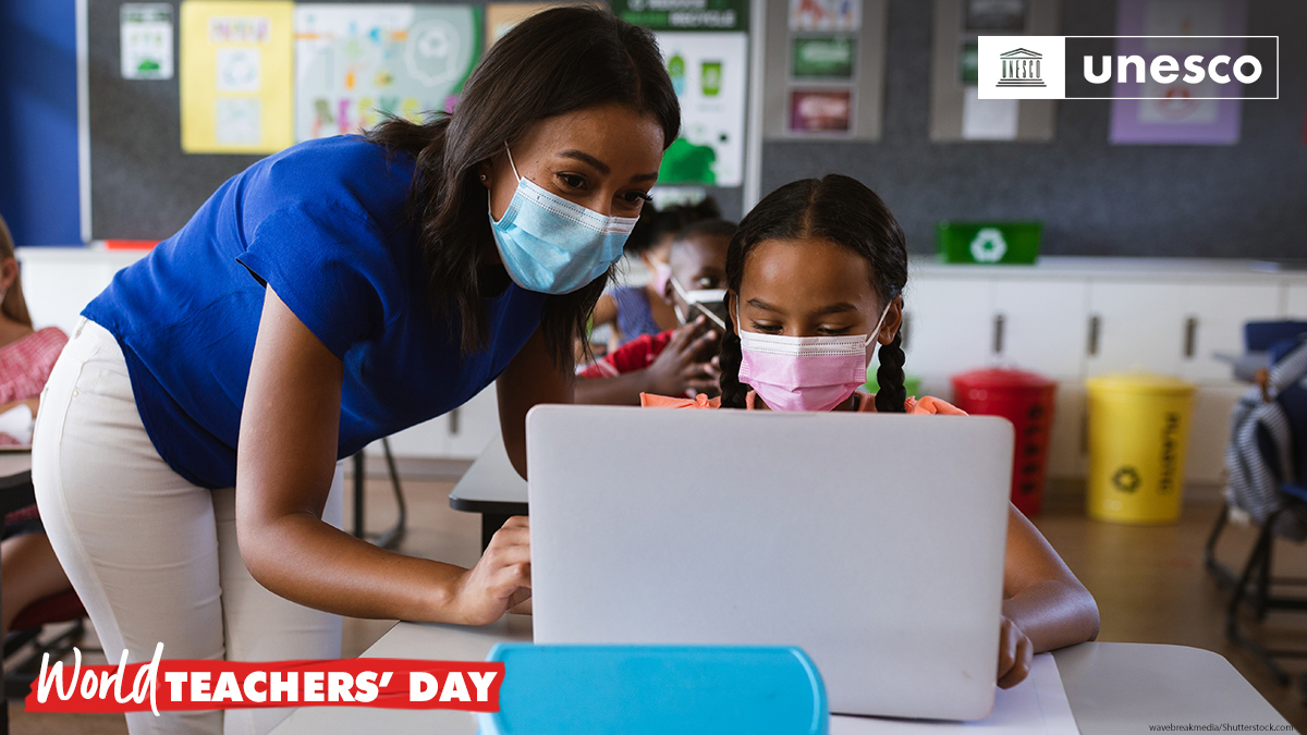 OpenTeachEU's tweet image. 📍On #WorldTeachersDay, join us in celebrating these everyday heroes! 👏 👏 👏
on.unesco.org/2NPGt74
#WTD2021 #OpenTeachProject