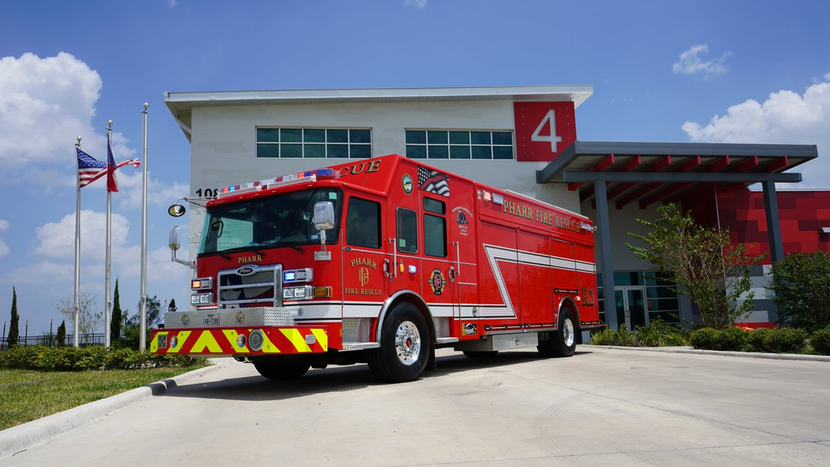 SiddonsMartin's tweet photo. Check out @PharrTX FD's new #PierceEnforcer Heavy Duty Rescue! 84" cab with 24" raised roof, 26" front bumper with full width tray, custom compartmentation, upper body compartments, and a lot more. Very impressive! Learn more: https://t.co/SgR0sl4QR0 I #rescue #firetrucks https://t.co/i32G1jfHP8
