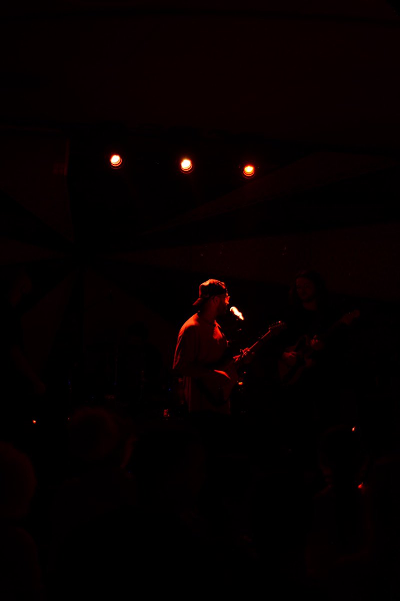 readalphaorder's tweet image. Moments with @isthatremy from his show this weekend. Photographed by @feltonkizer