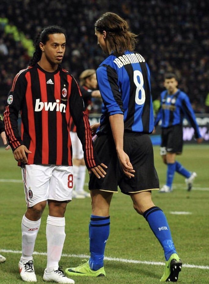 DeGoleada's tweet photo. Era uma   vez na Serie A italiana! https://t.co/vn0Jmxrjjp