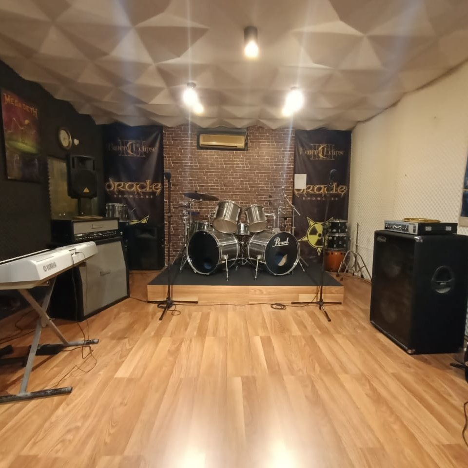 Small Basement Home Recording Studio Designs Check Out The Very 1st