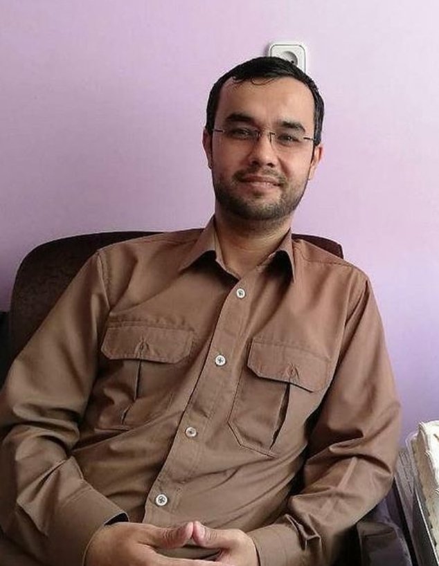 MahanSafaisani's tweet photo. خیلی سخته حتی این جملات رو نوشتن
انالله و انا الیه راجعون
همکار و دوست عزیز رسانه ای مون #دکتر مهدی صانعی پر کشید.
خدا رحمتت کنه رفیق😭😭
خدا به خانواده اش صبر بده
جوون ،#جهادی ،پرکار ،محجوب
جایی دیدم  گفته بود ۲ دُز #واکسن رو هم زده بوده😢 https://t.co/3nw5NEcVVq