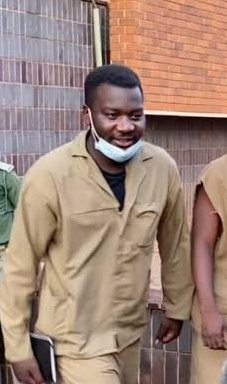 His name is MAKOMBORERO HARUZIVISHE; he is a political prisoner in Zimbabwe!
#FreeMako
#MakoMonday