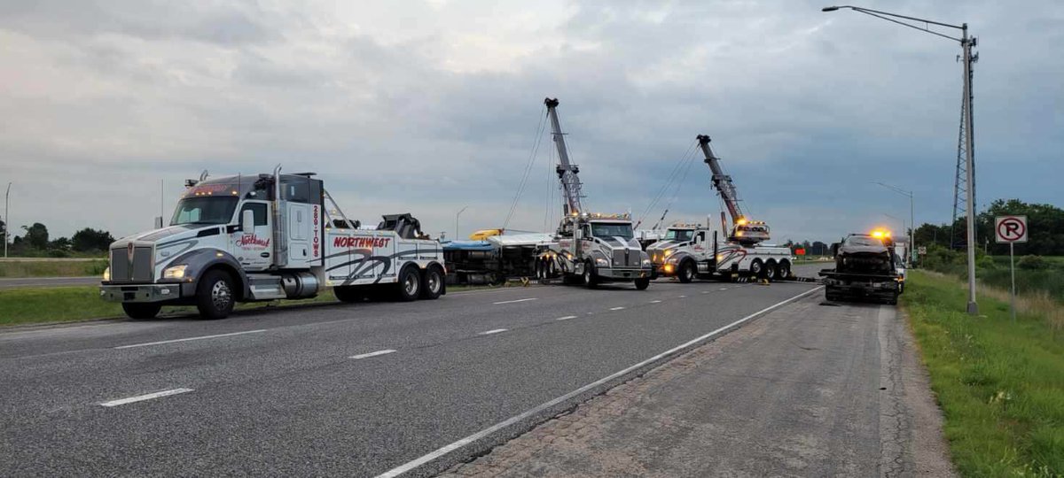 NorthwestTowing's tweet photo. Tractor trailer loaded with peat moss uprighted with two rotators and airbags a while back. #northwesttowing #matjack #rotator #millerindustries #kenworth #rollover #truckwreck https://t.co/K6M4YAj97Q