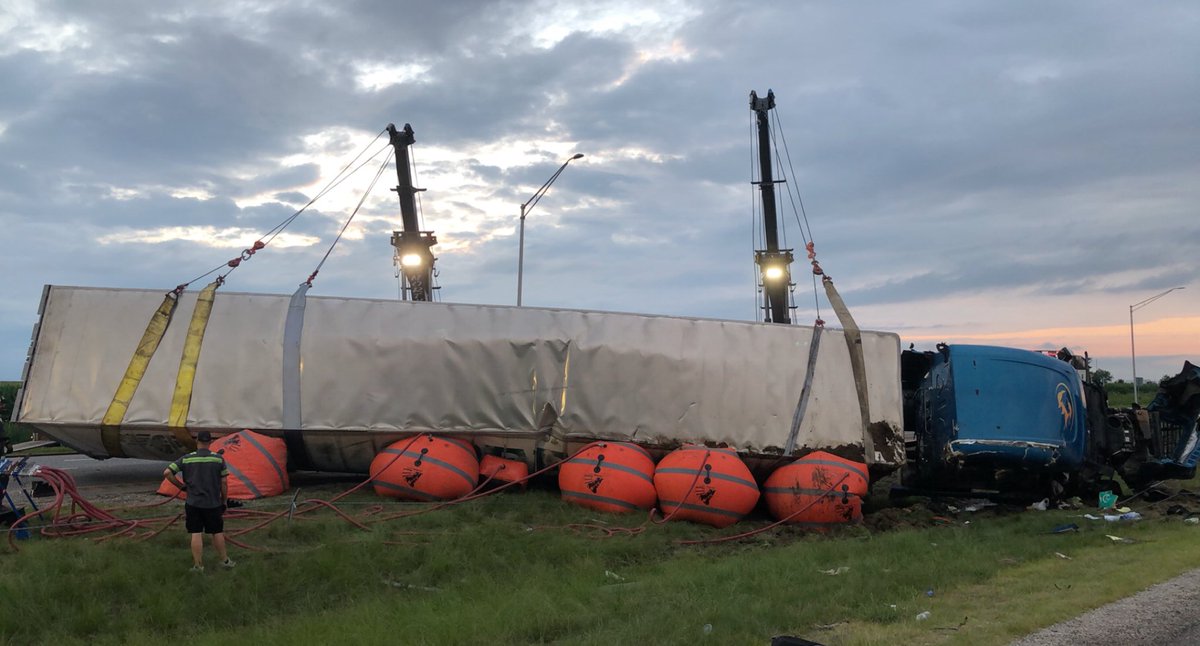 NorthwestTowing's tweet photo. Tractor trailer loaded with peat moss uprighted with two rotators and airbags a while back. #northwesttowing #matjack #rotator #millerindustries #kenworth #rollover #truckwreck https://t.co/K6M4YAj97Q