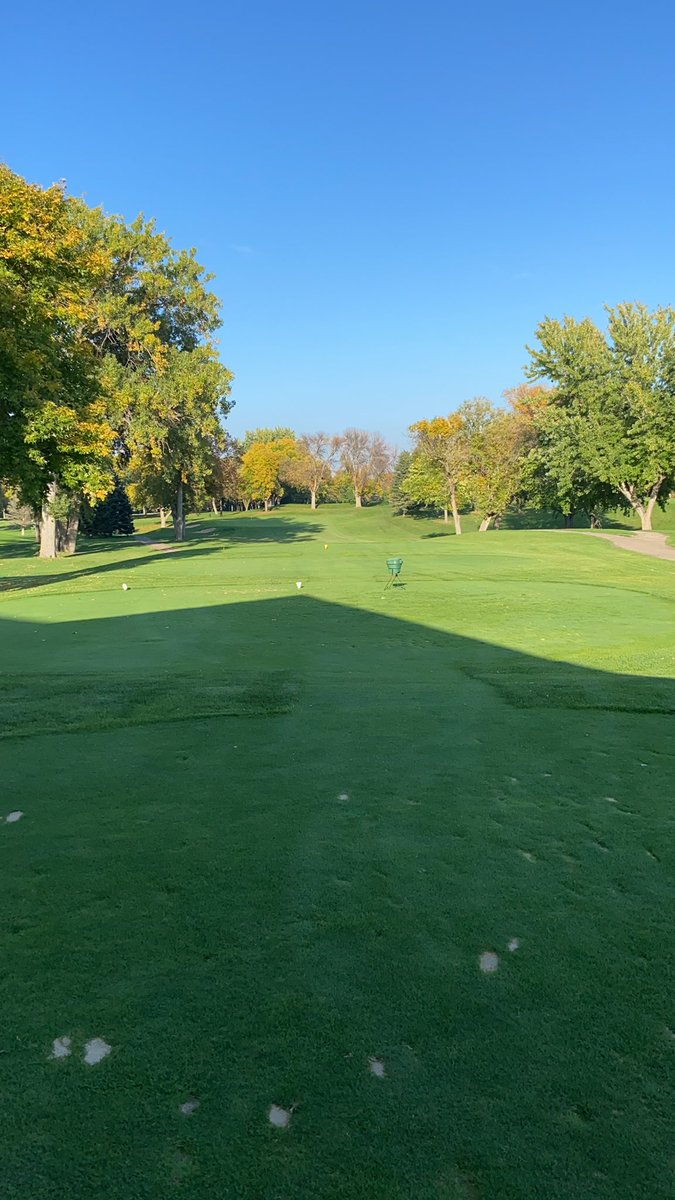 We’ve got a beautiful fall week ahead! Be sure to book your tee time! $35 for 18 holes with a cart for the rest of the fall!