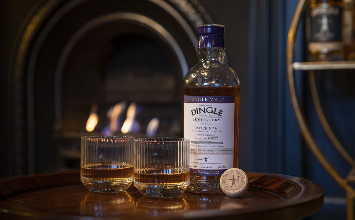 DingleWhiskey's tweet photo. 📢 Massive Competition 📢 RT and Hashtag #DingleWhiskey #Foxford for your chance to win a beautiful Foxford Blanket and a bottle of Dingle Batch 6 Whiskey and two beautiful whiskey glasses. Make sure you follow @FoxfordMill https://t.co/SR90yFLNCP