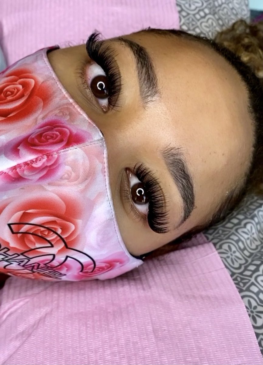 _riannnn's tweet photo. Hey Twitter fam! I will be residing in #RVA soon, I’d so appreciate some support for my business:
Nirvana Minks LLC. 

•Please RETWEET so my #rvalash lovers can get some bomb lashes🌹

Thank you!

#rvalashtech #rvaminklashes #804lashes #richmondvalashes https://t.co/VgSB8aQ33O