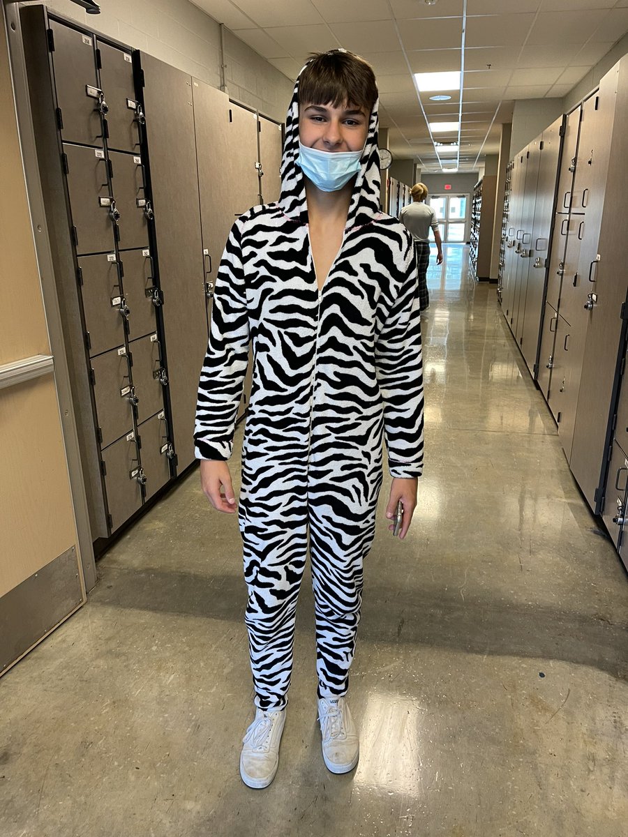 LSWSenate's tweet image. PJ DAY! Tomorrow is Character Day!! Happy spirit week!