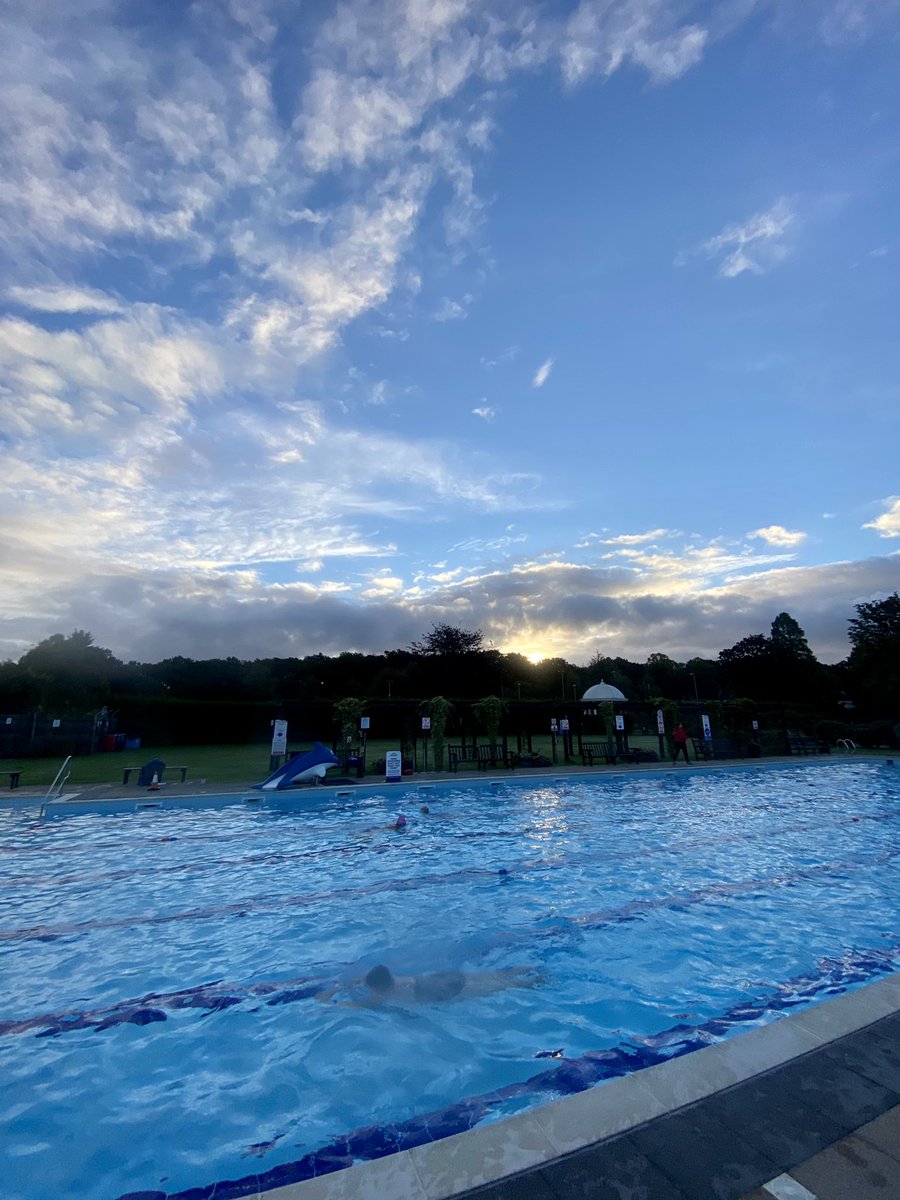 Sun up. Heat off. In the swim <a href="/JubileeParkWood/">JubileePark Woodhall</a> #thanks #pool #team