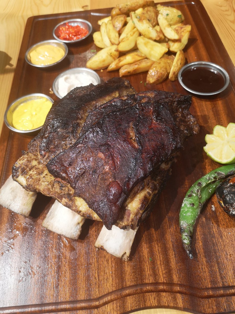 وجبة كوستيليات عجل من علوش اطلع طووووووول عيبها الوحيد ان لازم تطليها قبلها بيوم