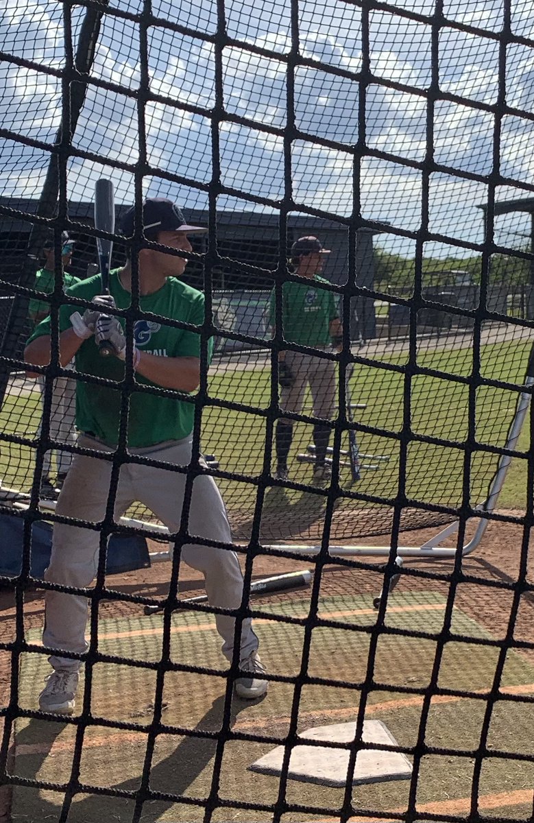 GyreneBaseball's tweet photo. Our @MarucciSports demo bats came in today so we can test them out this fall! #HonorTheGame #MarucciTakeover #GyreneBaseball🦴 https://t.co/ilk4YZ0LCA