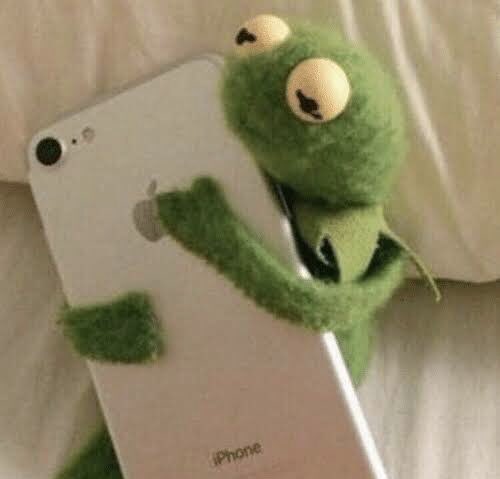 farmeen29's tweet photo. @WhatsApp I restarted my WiFi ,then my phone 📱 and then I realized “my internet and phone is innocent🙈🙆🏻‍♀️ ❤️ https://t.co/aRMS3yC357