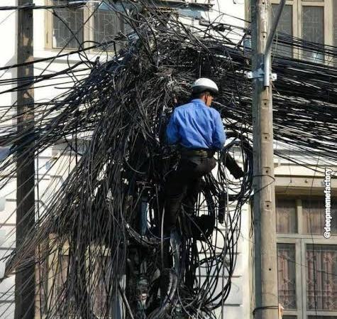 saim_kasuri's tweet photo. MarkZingerBurger Right Now😂😂
#MARK #facebookdown #instagramdown #WhatsAppDown 
,😂😂 #Kaصuriyat https://t.co/jthAyN4iFO