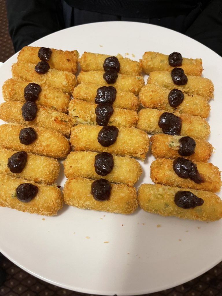 Food Drink Devon tweet media