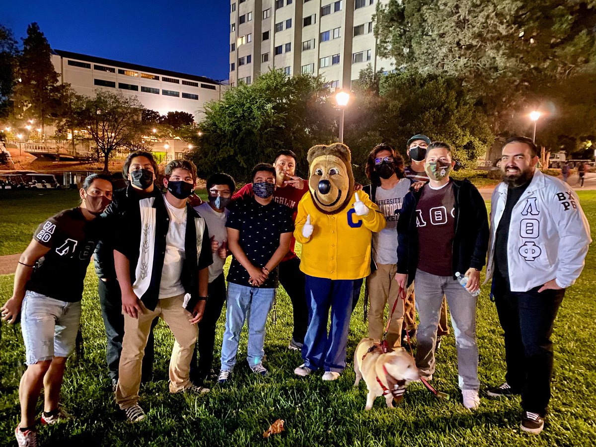 UCBLambdas's tweet photo. As we wrap up our Lambda Week, we would like to thank everyone that came out to our events!! โ๏ธ
We had a blast socializing with everyone that came out to Meet the Brothers on Friday! Even Oski pulled through so you know it was good!๐
#UCBerkeley #Service #LambdaWeek #theFIRST https://t.co/l764fEoD8Z