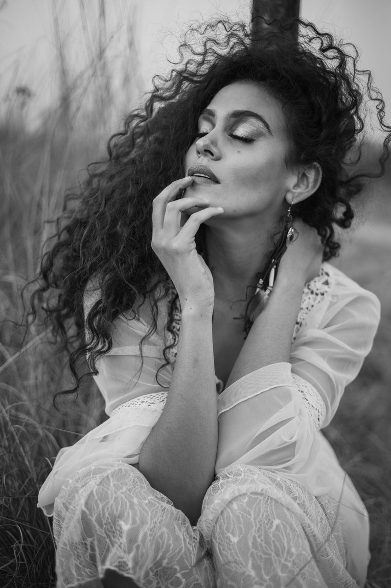 DanicaDelarey's tweet photo. #blackandwhitephotography 

A collaboration with @Tristwin 🌻 https://t.co/rPNiA6lcn4