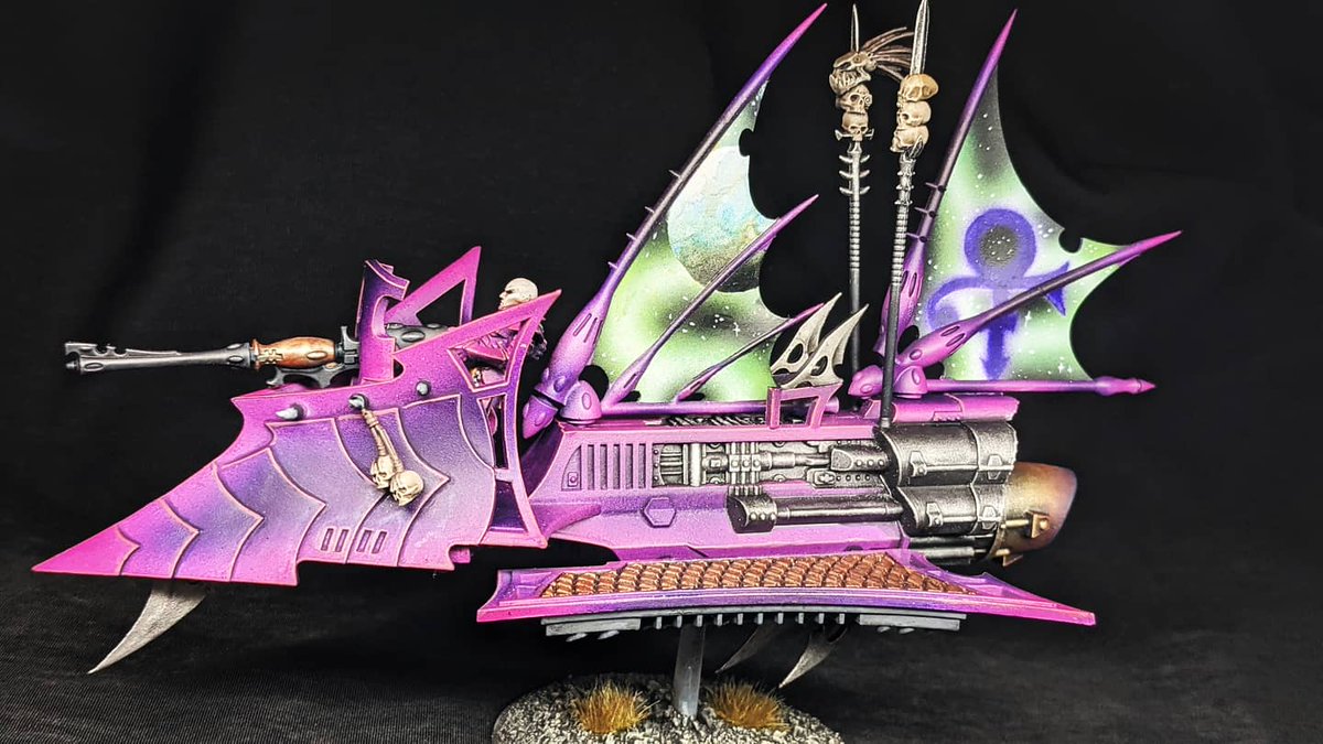 RobbaFett's tweet photo. My converted old school #drukhariraider to fit in with the new ones for my Kabal of the Purple Reign.
#drukhari
#darkeldar #aeldari #eldar #warhammer40k #warhammer40000 #warhammercommunity #warhammer #paintingwarhammer
#kabalofthepurplereign #kabalite #kabal https://t.co/93NOVNQHFA