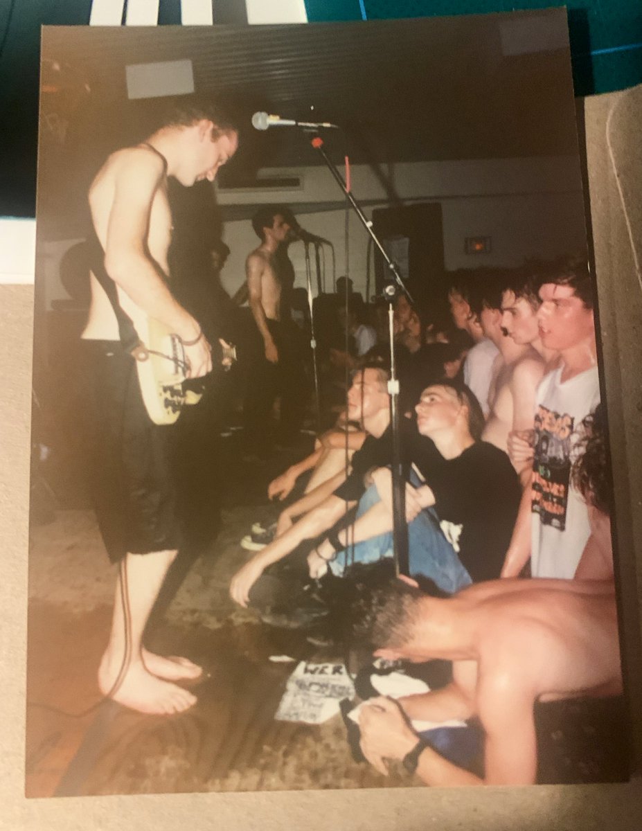 pat_graham's tweet photo. Anyone still out there ? Following on from insta. Here is #ianmackaye and #fugazi @dischordrecords at the hires gig ever. Madison WI June 1990 https://t.co/2xyI2BTvsa