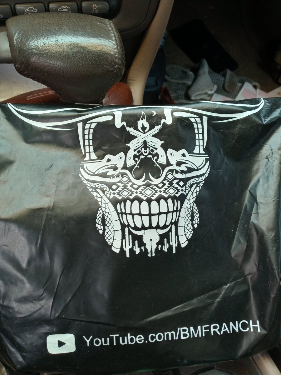 Shout out to <a href="/Cowboycerrone/">Cowboy Cerrone</a> the wild boar habernero is amazing! Cowboy and his ranch got this jerky mastered. I will be back. 👋👋👊👊👍👍 visit his bmfranch website to get yours