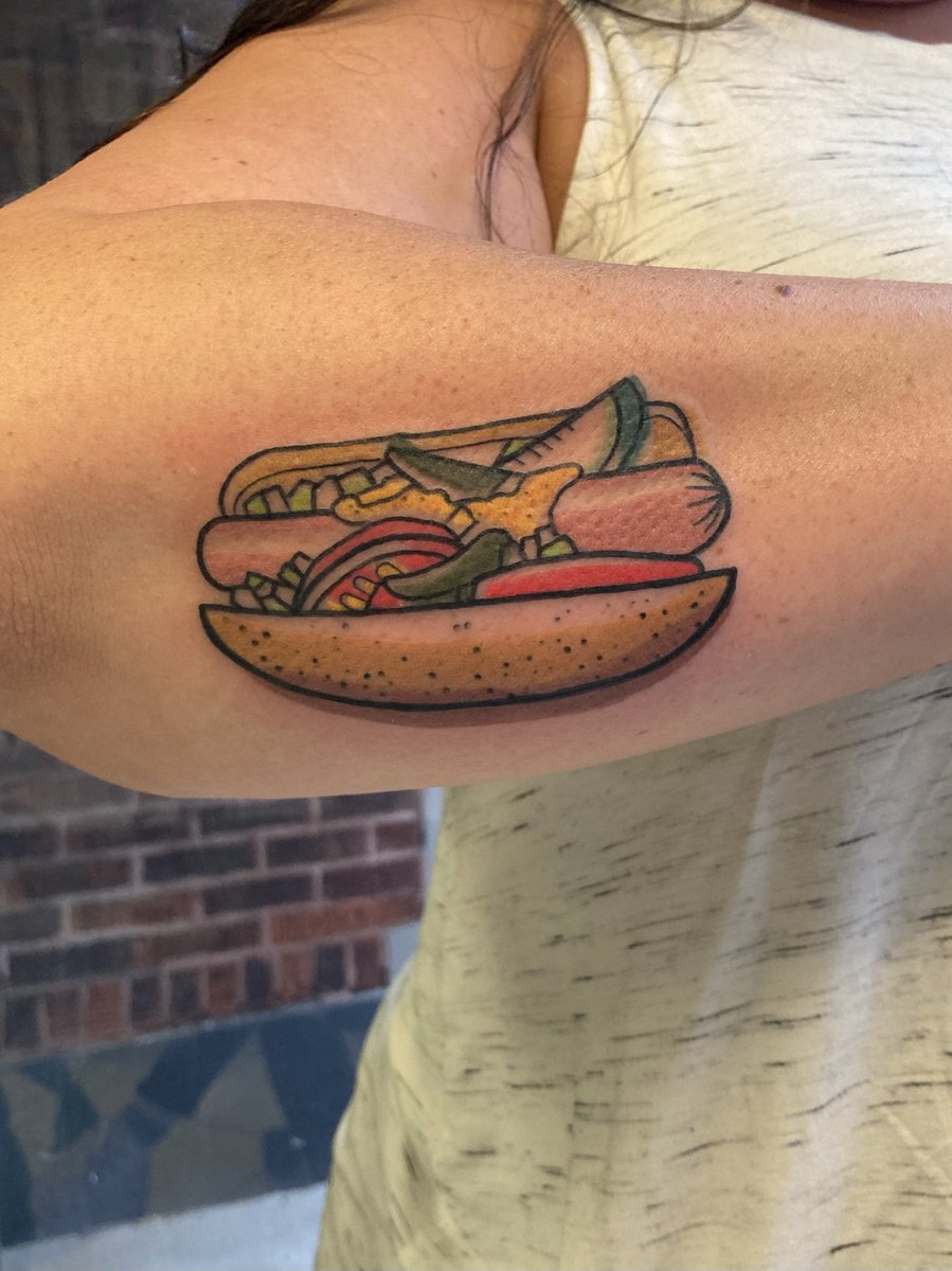 Freshest ink in all the land @ViennaBeef  #Chicago #chicagostylehotdog #viennaordeath #memorialtattoo #chicagoantilchicagoends #neongreenrelish #dragitthruthegarden