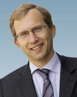 Le 6 octobre, dîner du CEFA autour de Henri Poupart-Lafarge, Président-directeur général d’Alstom. Au menu : Alstom, acteur de la transition écologique <a href="/Alstom/">Alstom</a> <a href="/HPoupartLafarge/">Henri Poupart-Lafarge</a>