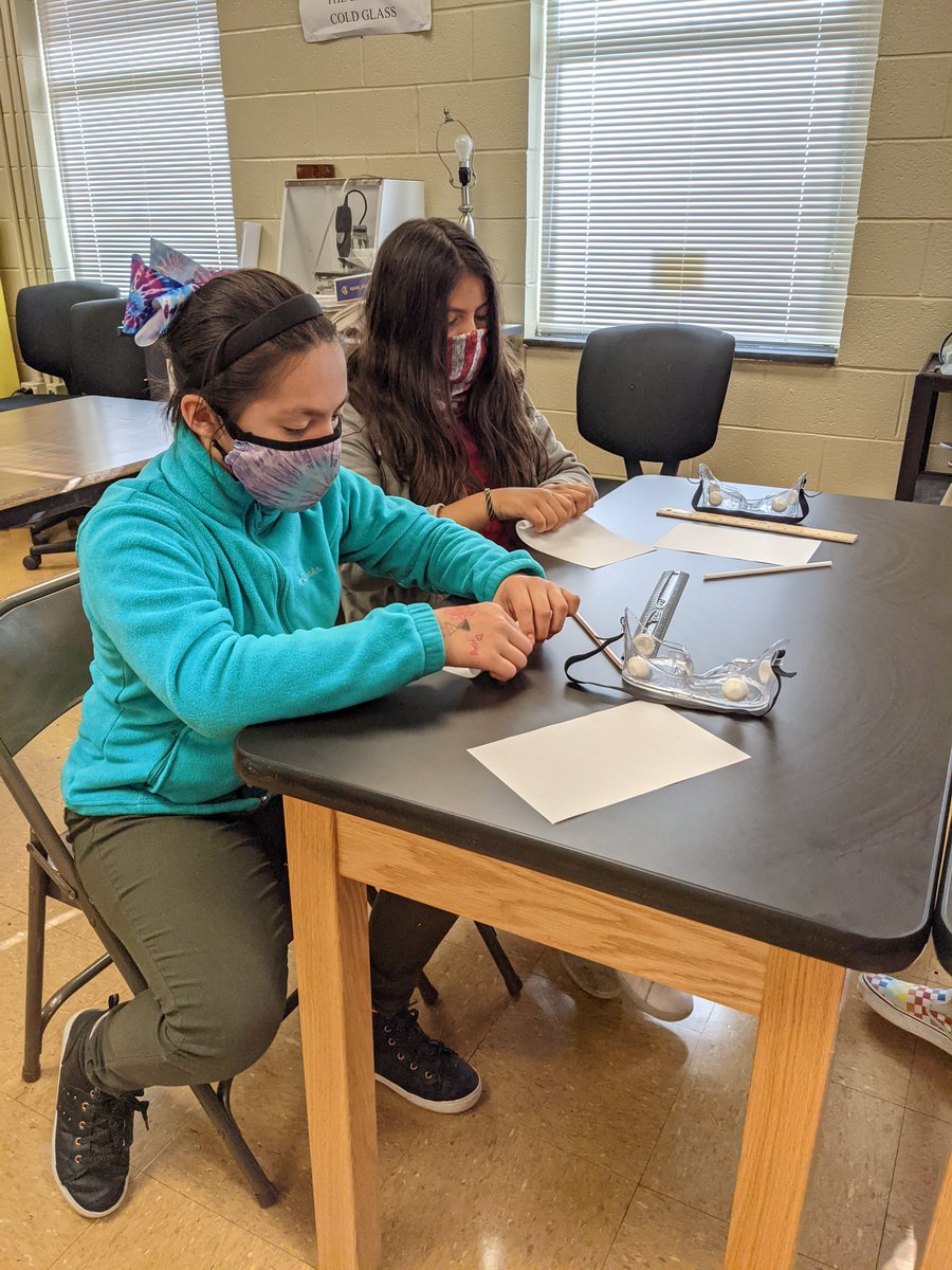 WellcomeMiddle's tweet photo. Mr. Fernando's science class created straw rockets today, determined how the wings impacted the design, and we had a little competition! Go Wildcats! #virtualmoonshot #edp https://t.co/4FmvppyvIP