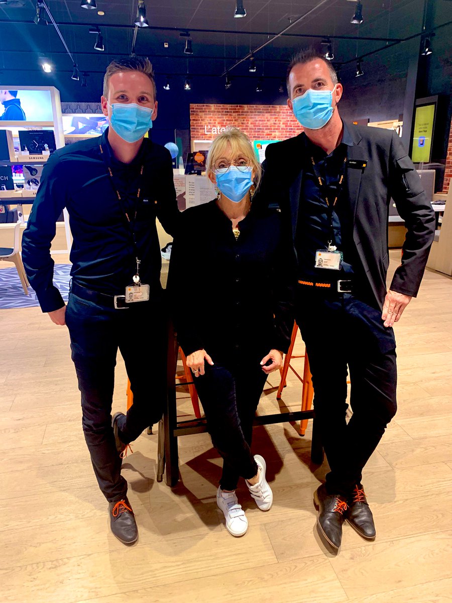 RDV à la boutique  <a href="/orange/">Orange</a> de Longuenesse, vous y trouverez un nouveau binôme managérial  de choc et des conseillers très apprêtés et attentionnés, toujours prêts à vous rendre service
La classe à Longuenesse 😎🤩
<a href="/MulierPascal/">Pascal mulier</a> <a href="/RactMadoux/">Olivier Ract-Madoux</a>