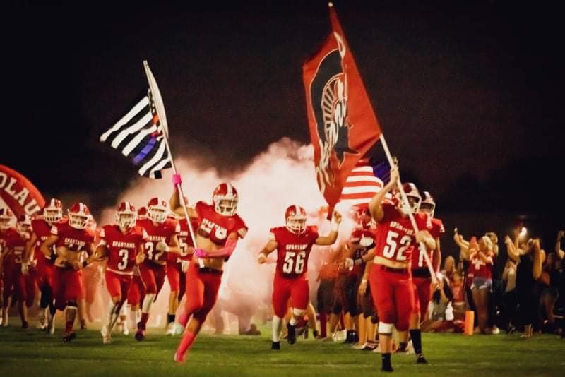 becca_mccray's tweet photo. This right here🇺🇸🏈 https://t.co/pW3knsEhT1