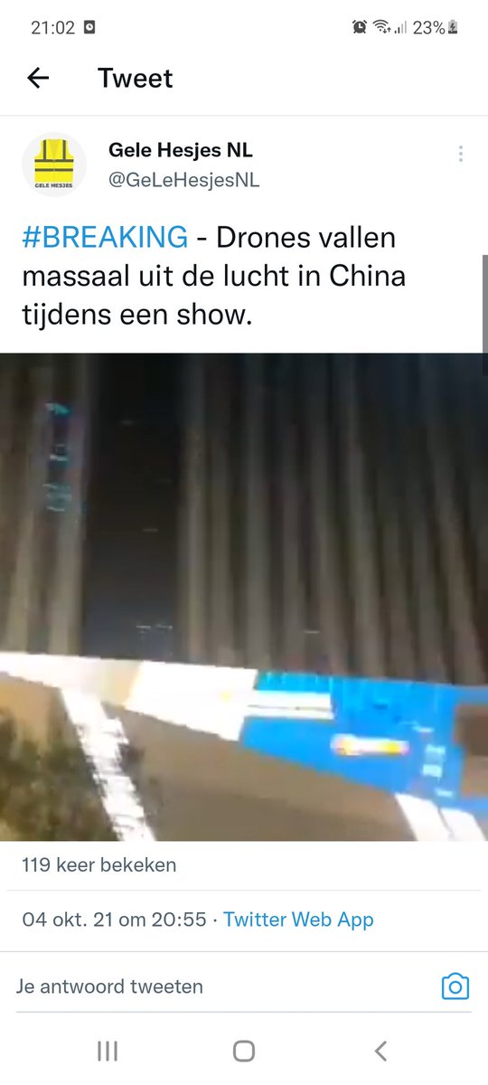 Hooikammer's tweet photo. @GeLeHesjesNL En nu gauw de tweet weer verwijderen? Jullie zijn echt super kansloze tokkies. #Onruststokers https://t.co/xtTFZd4cl1