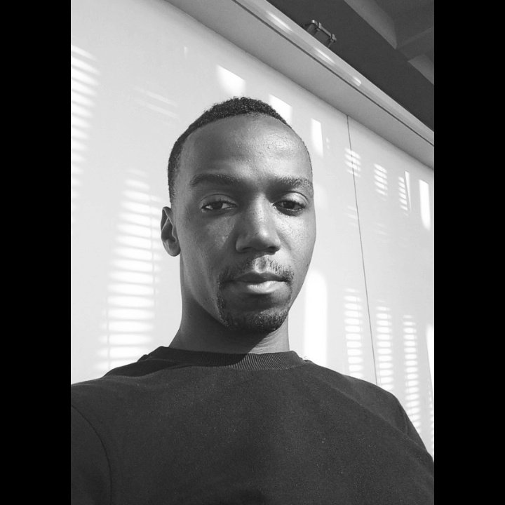 sofostar's tweet photo. #NewProfilePic https://t.co/WcC0pycTym