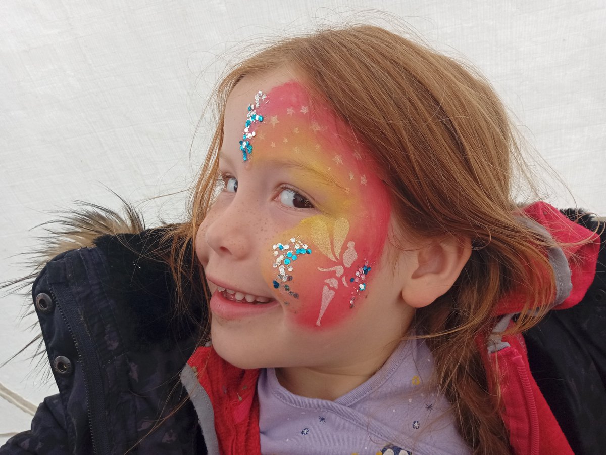 A few face paints by <a href="/threefairies/">Lisafairyofthethree</a>
  #TheThreeFairiesLisaFairy  from a Fantastic event #StoneFoodAndDrinkFestival 
<a href="/FoodStone/">Stone Food and Drink Festival</a>
 2021 was so lovely to be back painting again thanks for having us love Lisa Fairy and Ian xxxx