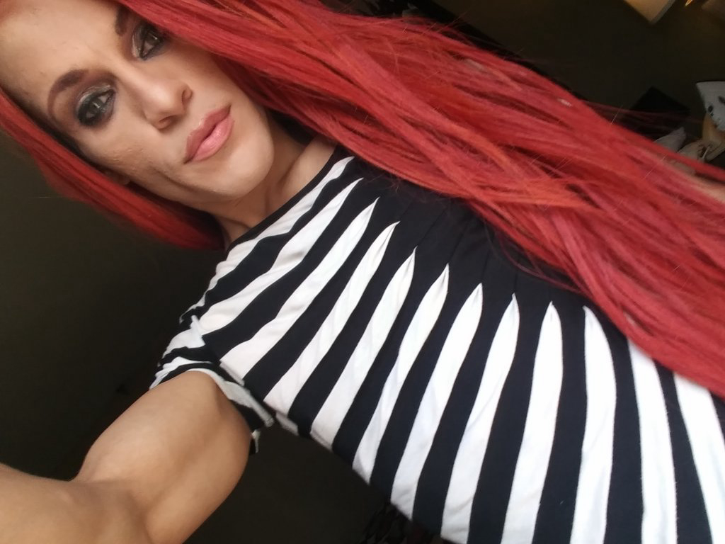 TW Pornstars - Rylei 'xo' Love. Twitter. I'm online right now on Skyprivate - pay-per-minute