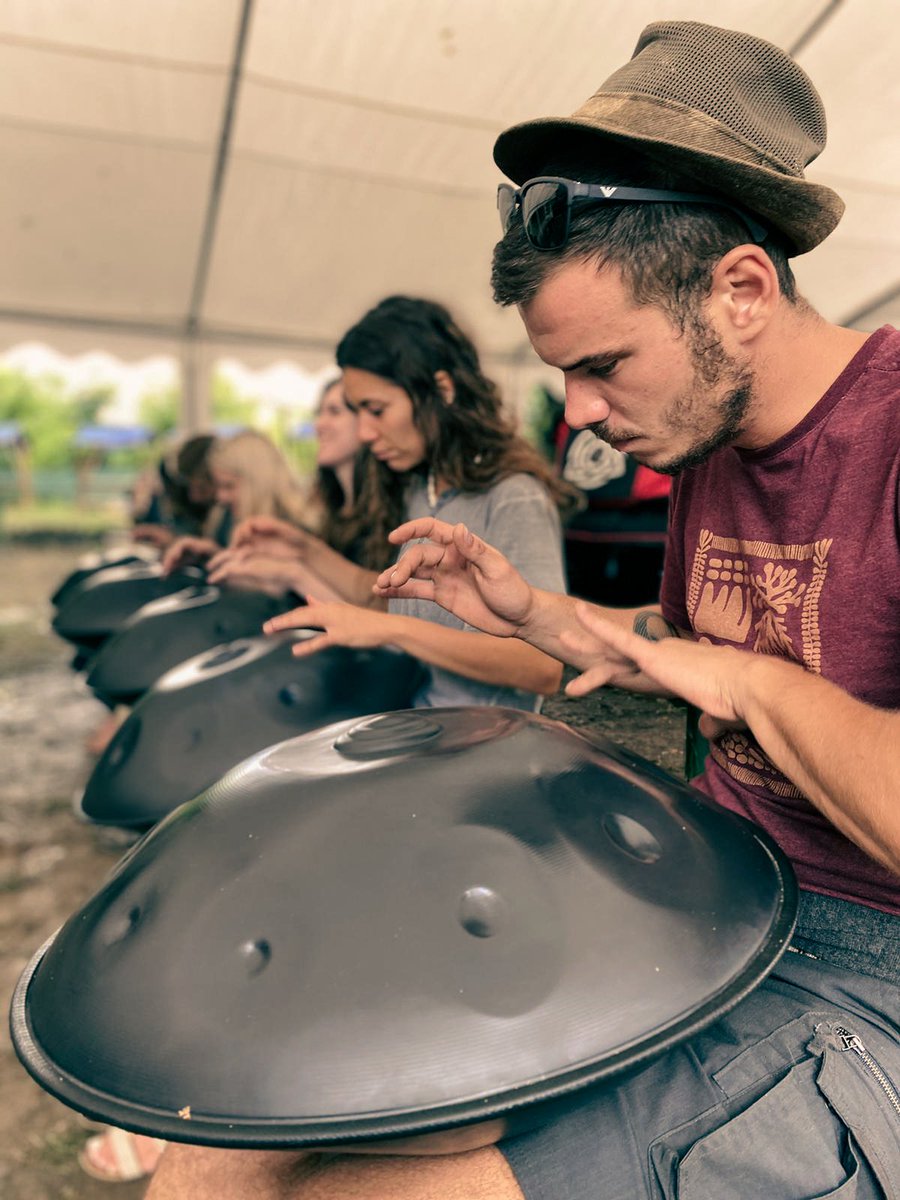 HandpanVibe's tweet photo. Handpan workshop
#vibehandpan #handpanmaker #handpaninstrument #music https://t.co/8cg2oXXTYK
