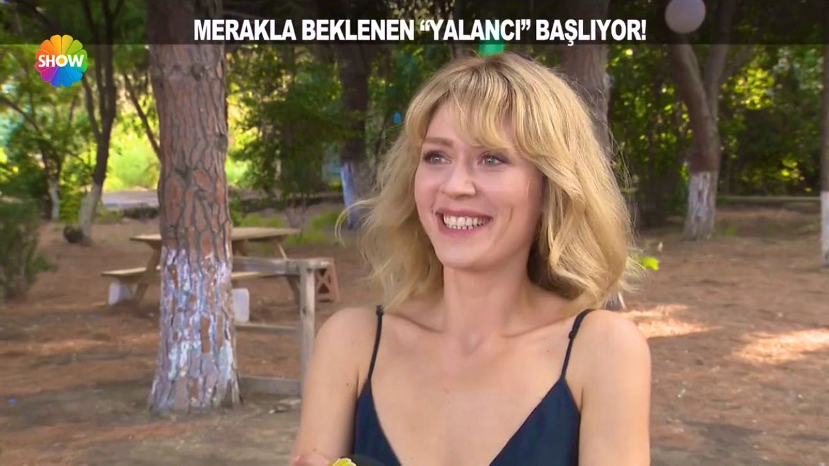 Ben Hazal’a her gün Instagram'da yazıyorum “iyi geceler” “günaydın”falan filan burada yazacağım o zmn @painofirma tatlı rüyalar kraliçem❤️