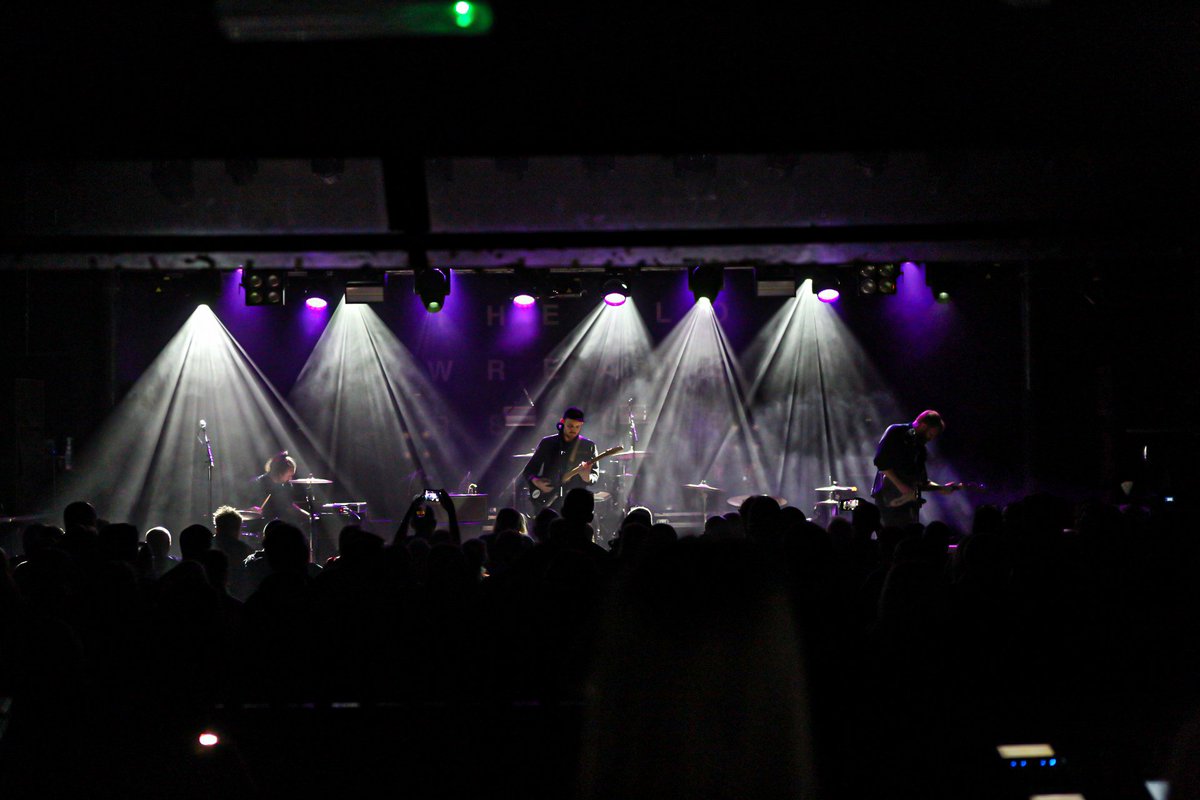 pdicko67's tweet photo. Great to finally catch @EyreLlew last night at @Rock_City_Notts
These are a bit rough as straight from camera.... but thought I'd share.
Full edits soon.
#eyrellew #rockcity @NottsNightOut https://t.co/d8dEwdFfiJ