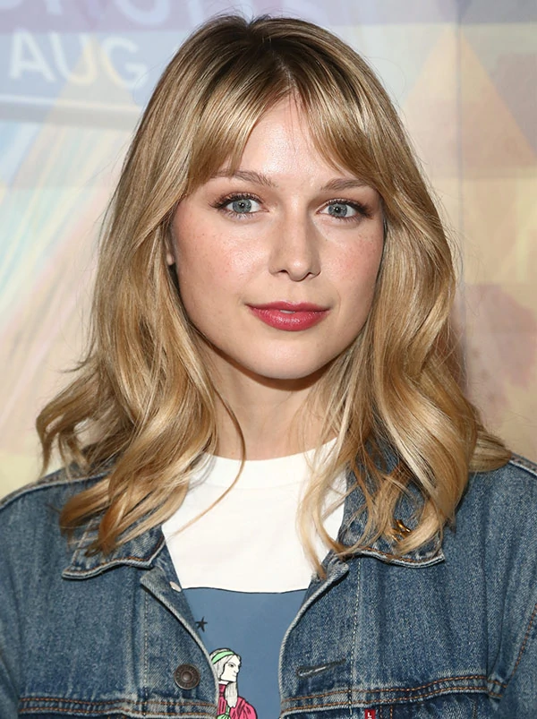 Happy Birthday to her, who made us belive a woman can fly.

Happy Birthday to our Supergirl, Melissa Benoist! 