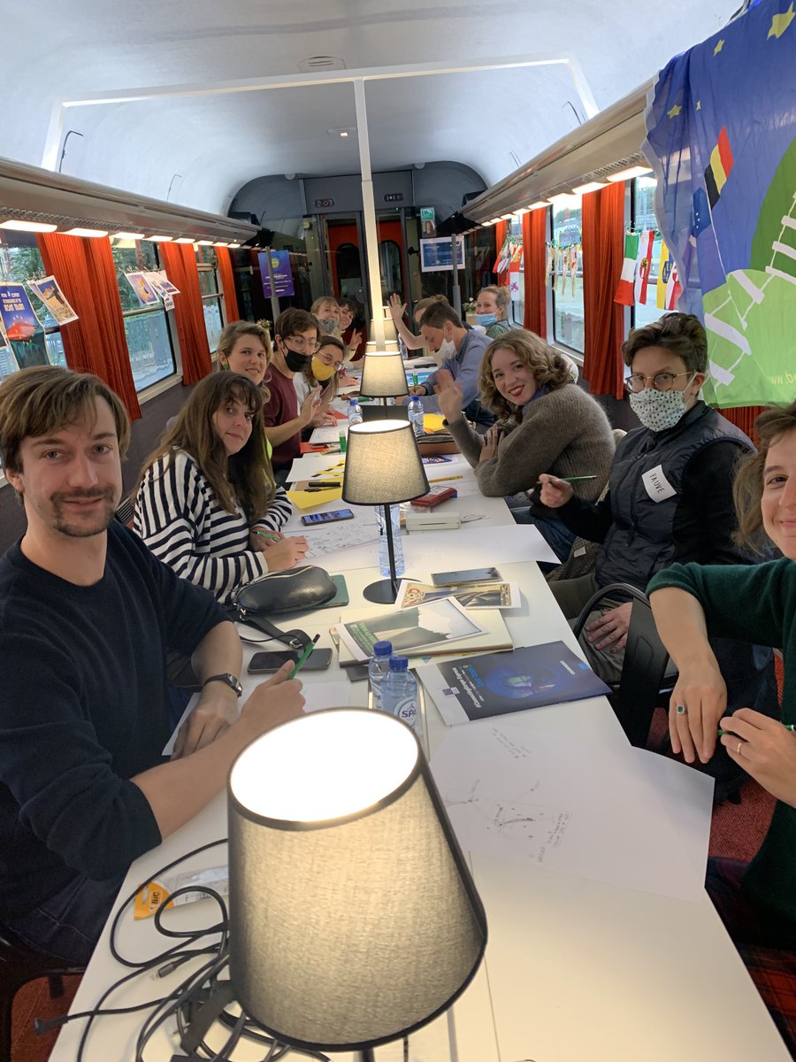 letisere's tweet photo. More pictures of the travel poster workshop 4/10 @backontrackbelgium #ConnectingEuropeExpress #euyearofrail #postercontest #backontrack https://t.co/y8sVylwUUD