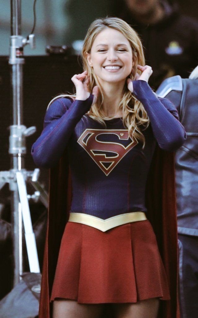 Happy birthday Melissa benoist    